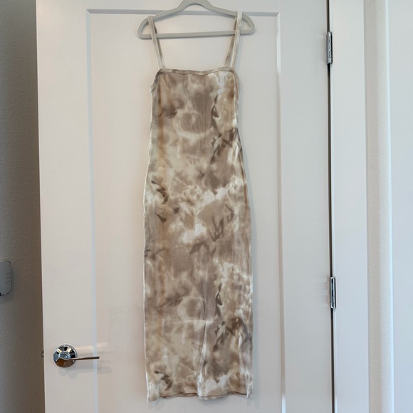 ZARA Tie-Dyed Ribbed MIDI Dress — Small - Picture 4 of 8